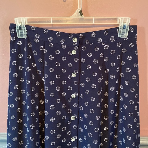 The Villager Vintage Maxi Skirt - Picture 2 of 4